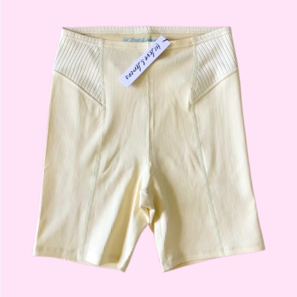 For Love & Lemons Dani Ribbed cream colored Biker Shorts size XL NWT